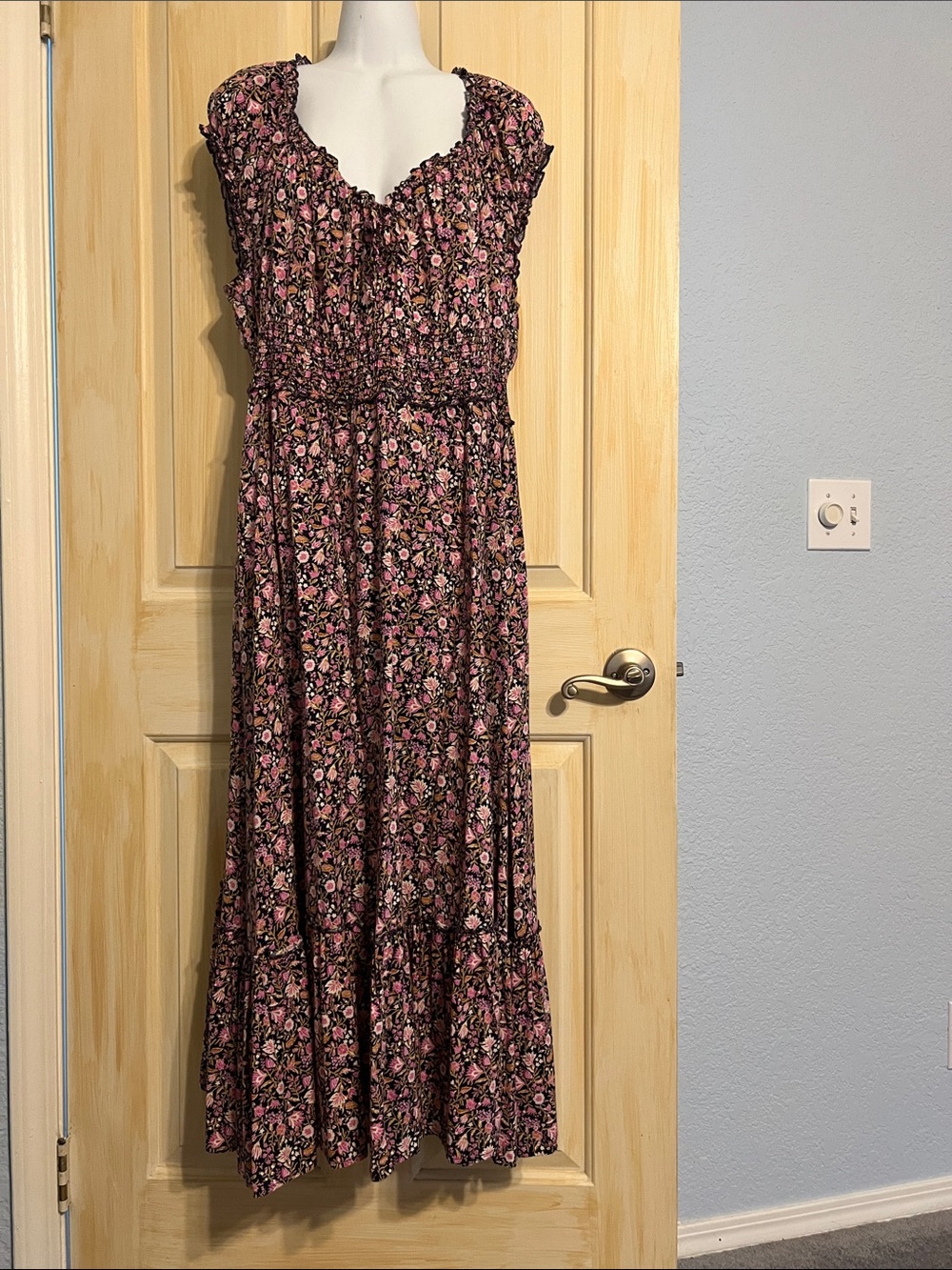 Old Navy Smocked Floral Maxi Dress in Pink and Dark Blue